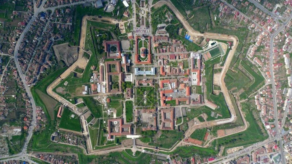Hortenzia Alba Iulia Exterior photo